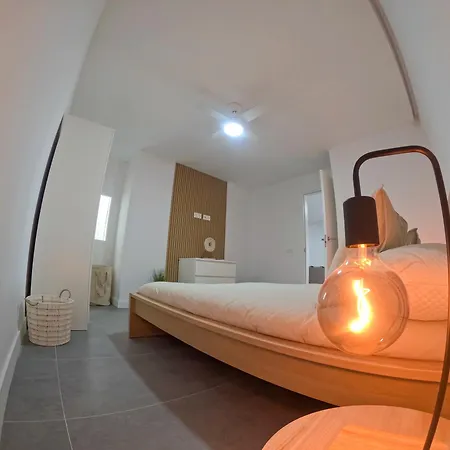 Violeta * לאס פאלמס דה גראן קנאריה